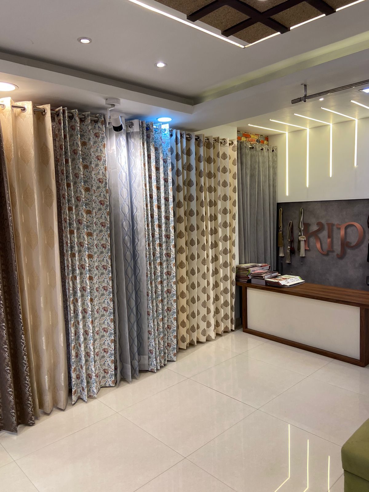 hxwQeYW6e4rJS-ZsvucytSwiBaM29rv3Lzge2Ate8SA=_plaintext_638296118229442398